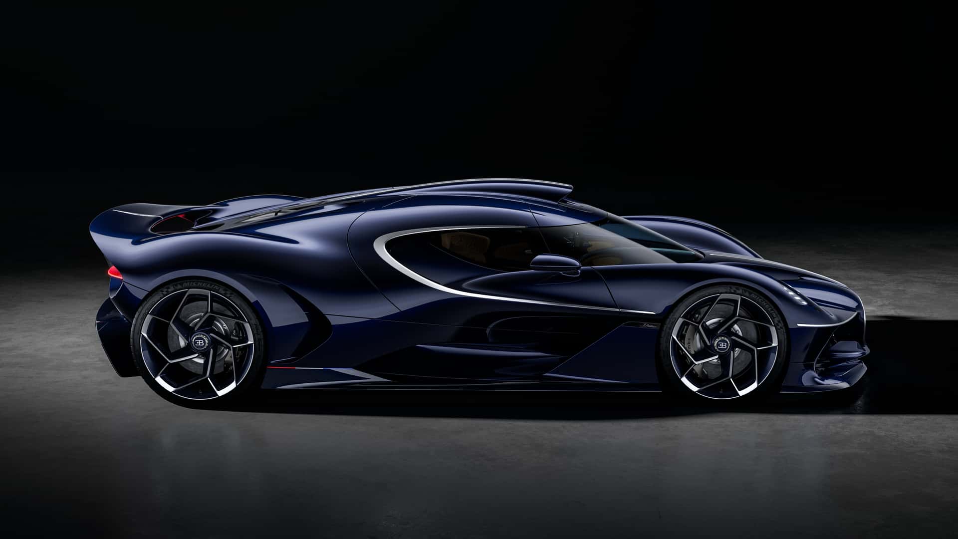Bugatti Ubah Bolide Jadi Karya Senjata Rolling, Kenalan Sama Destrier! 🚗💎