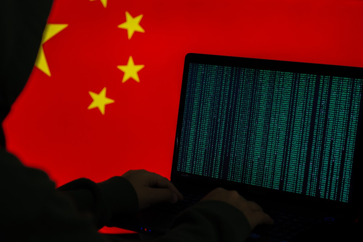 LightSpy: Spyware Asal China yang Kini Bidik 13 Negara, Bahkan NATO pun Kena! 😱