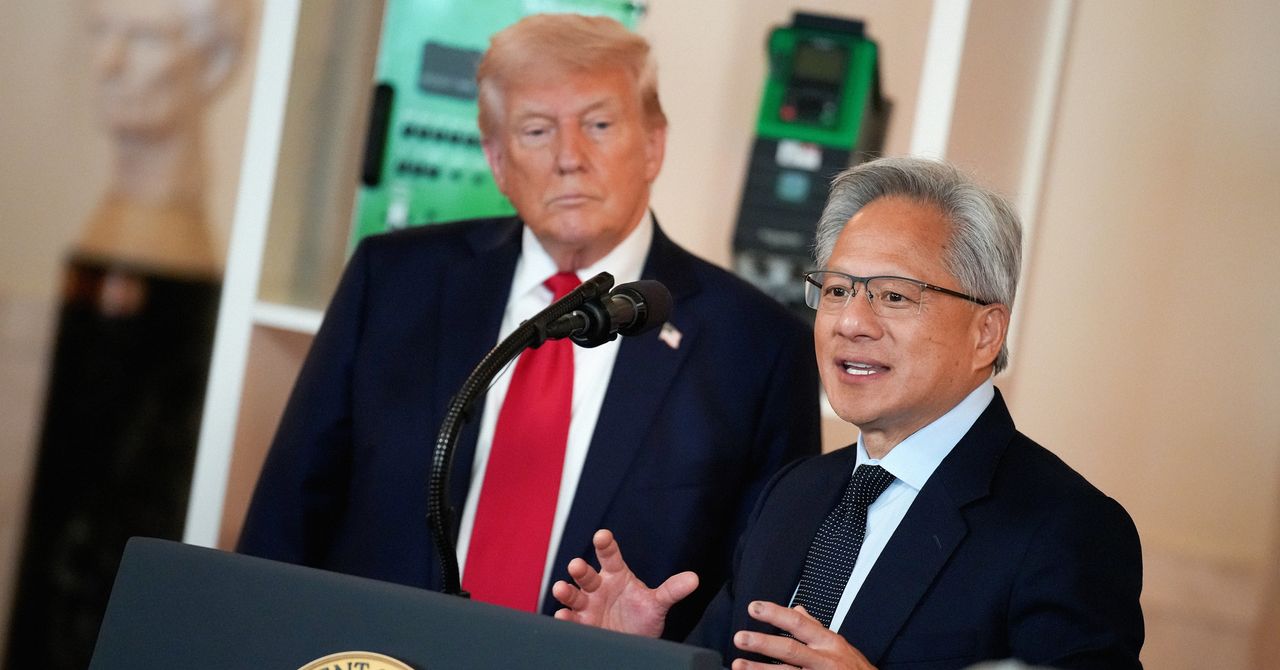Jensen Huang Dipanggil Trump Pas Lagi Ngomong di All-Hands Meeting Nvidia, Staff Langsung Kaget!
